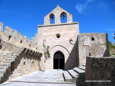 Iglesia del Castillo de Capdepera Iglesia Castillo Capdepera, Mallorca