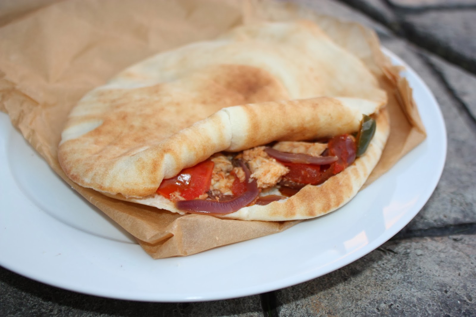 Chow and Chatter: Spicy Tuna Pita Sandwich