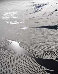 Ausstellung Fast Fashion Die Schattenseite Der Mode Im Deutschen