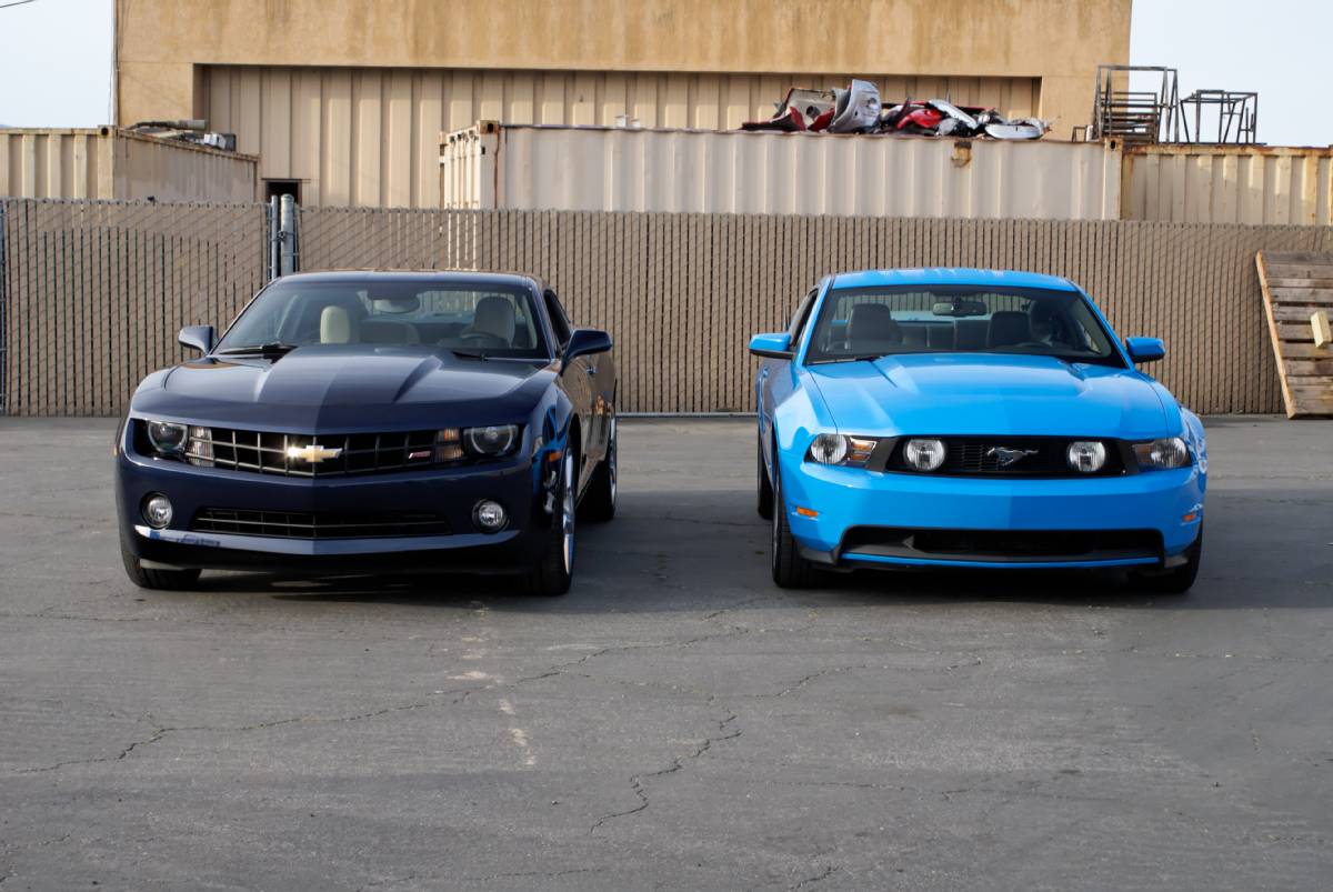 ford mustang and chevrolet camaro 2010