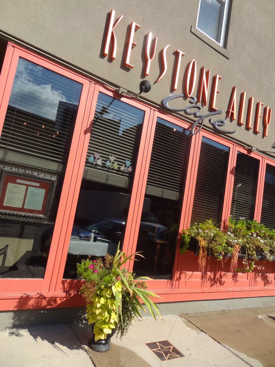 Scrumpdillyicious Stratford The Keystone Alley Café & Mary Stuart