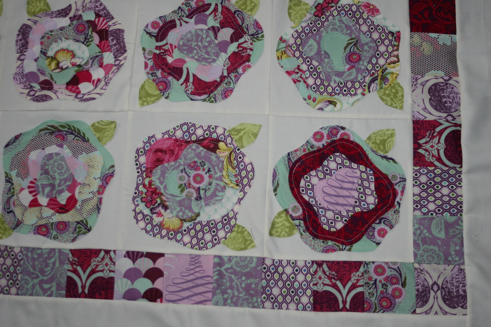 Show Me Sewing Some Quilts