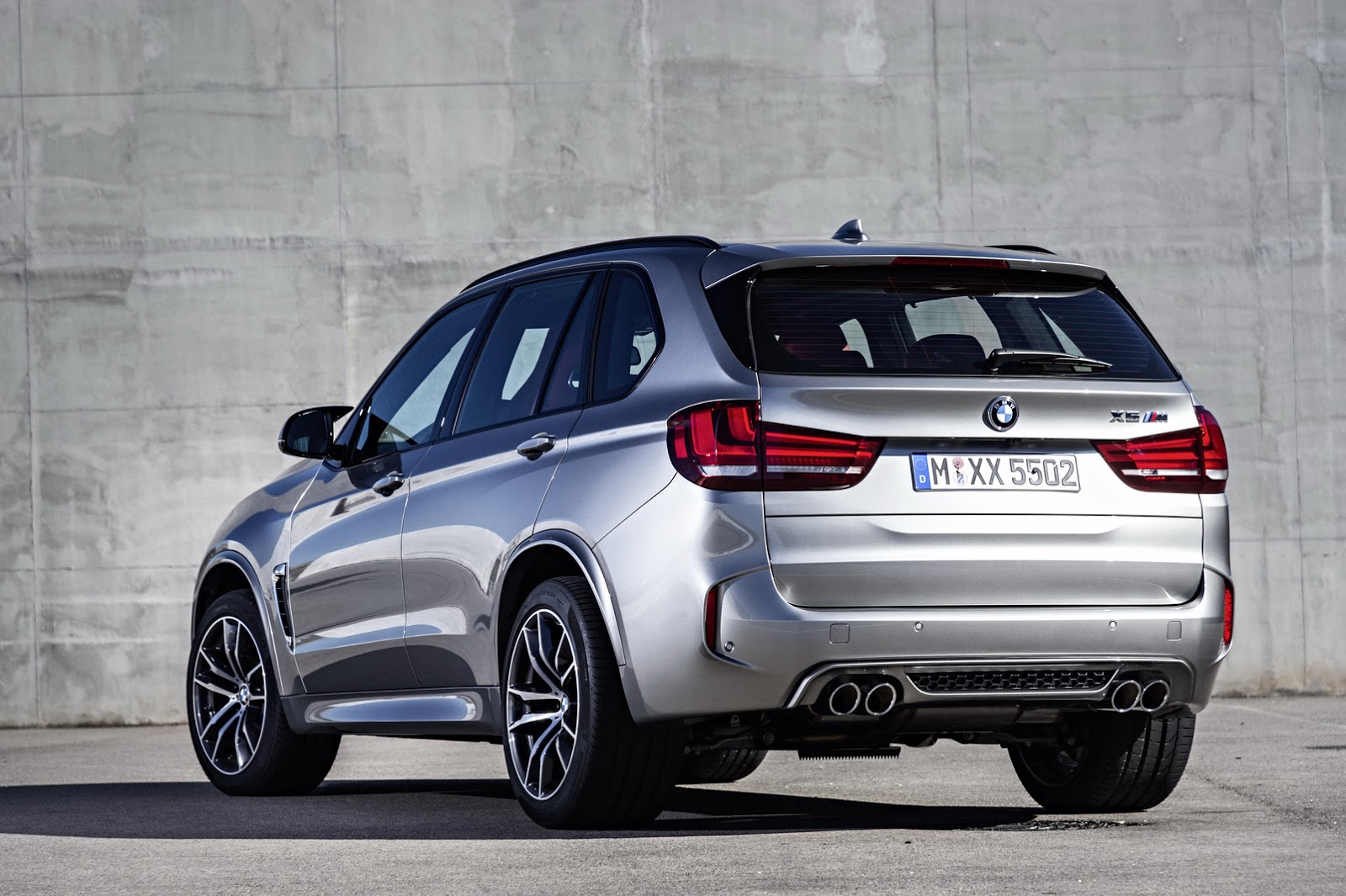2016-BMW-X5M-X6M-11.jpg