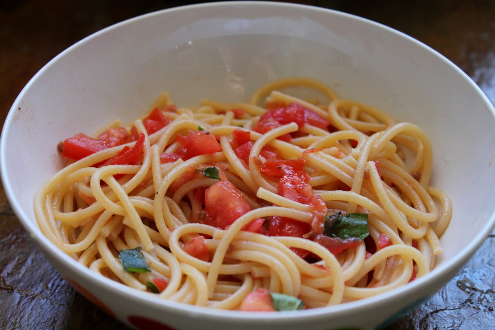 Thin Living Basil, Tomato and Olive Oil Pasta