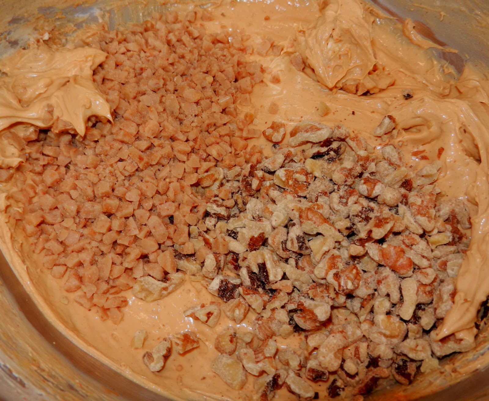 Walnut Toffee Pumpkin Spice Dip