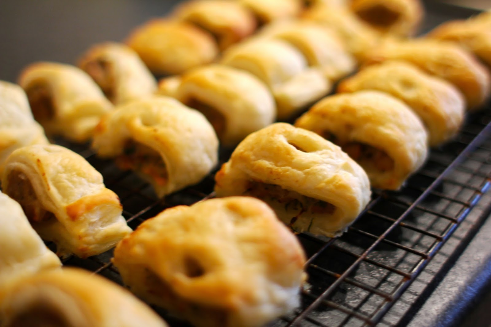 mamacook Hidden Vegetable Sausage Rolls for the Whole Family