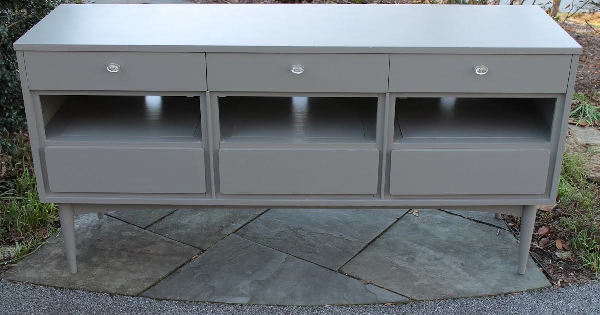 Elizabeth & Co. Dresser to Media Transformation