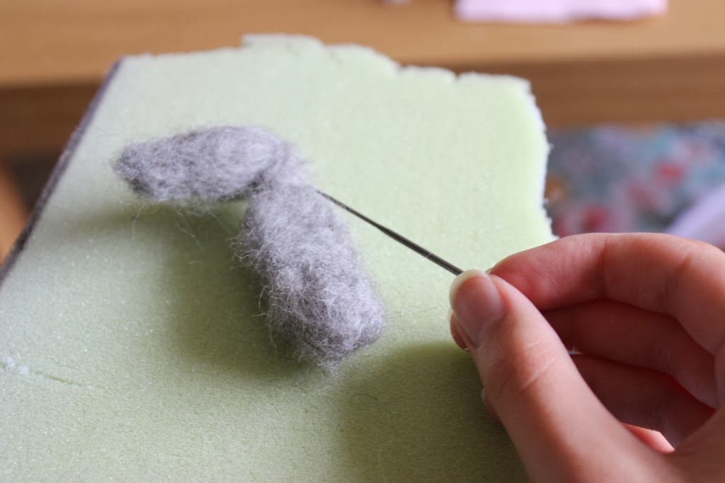 floral and feather Needle felting a how to