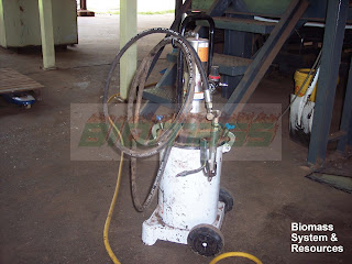 GREASE PUMP