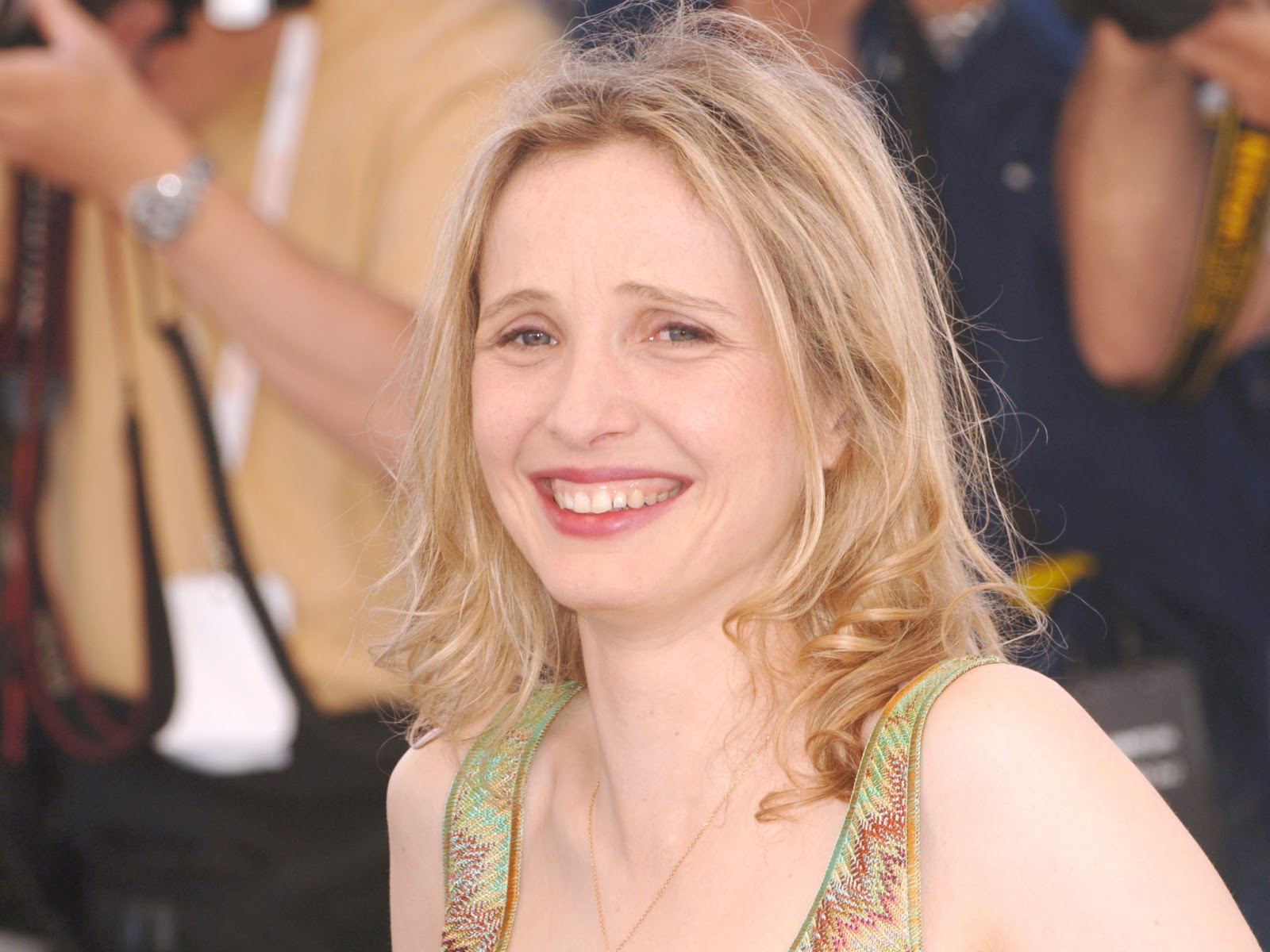 HD Wallpapers: Julie Delpy hd wallpapers