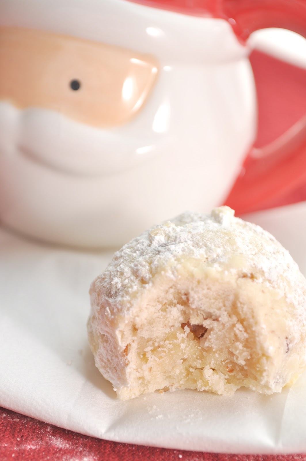 carinamdee: 12 Treats of Christmas: Russian Tea Cookies {#2}