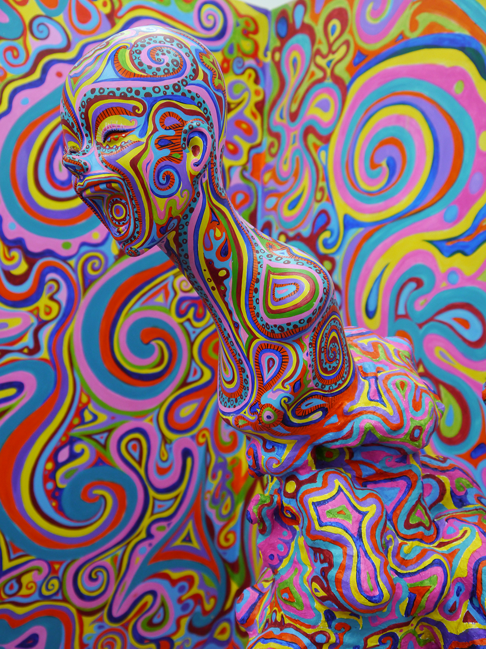Alexandria Moncrieff Scottish Blogger, Dundee blogger, what's on in Dundee, Duncan of Jordanstone College of Art and Design, Degree Show 2015, DJCAD Degree Show 2015, art, Scottish art, Alexandria Moncrieff, psychidelic art, sculpture, painting, pattern, colour