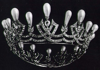 تيجان ملكية  امبراطورية فاخرة رعة Maria+feodorovna+of+russia+empress+pearl+diamond+tiara