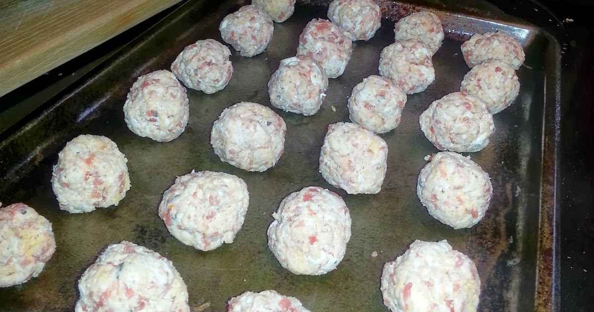 Sugar, Spice, & Newlywed Life Delicious Sausage Balls