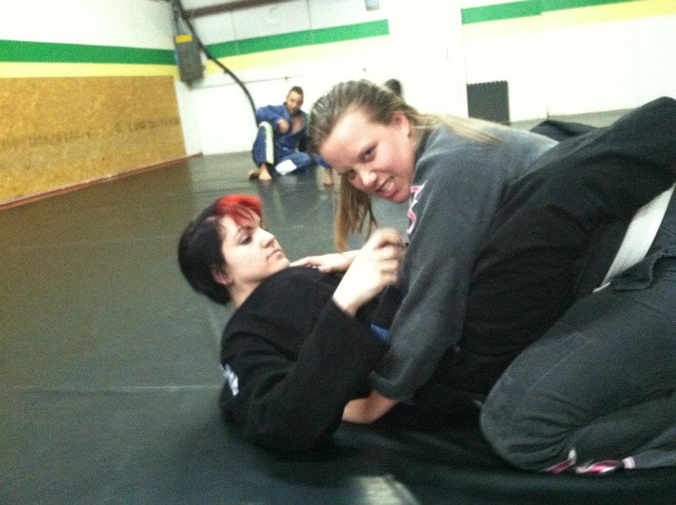 Jiujitsunista JiuJitsu Hair for Women.