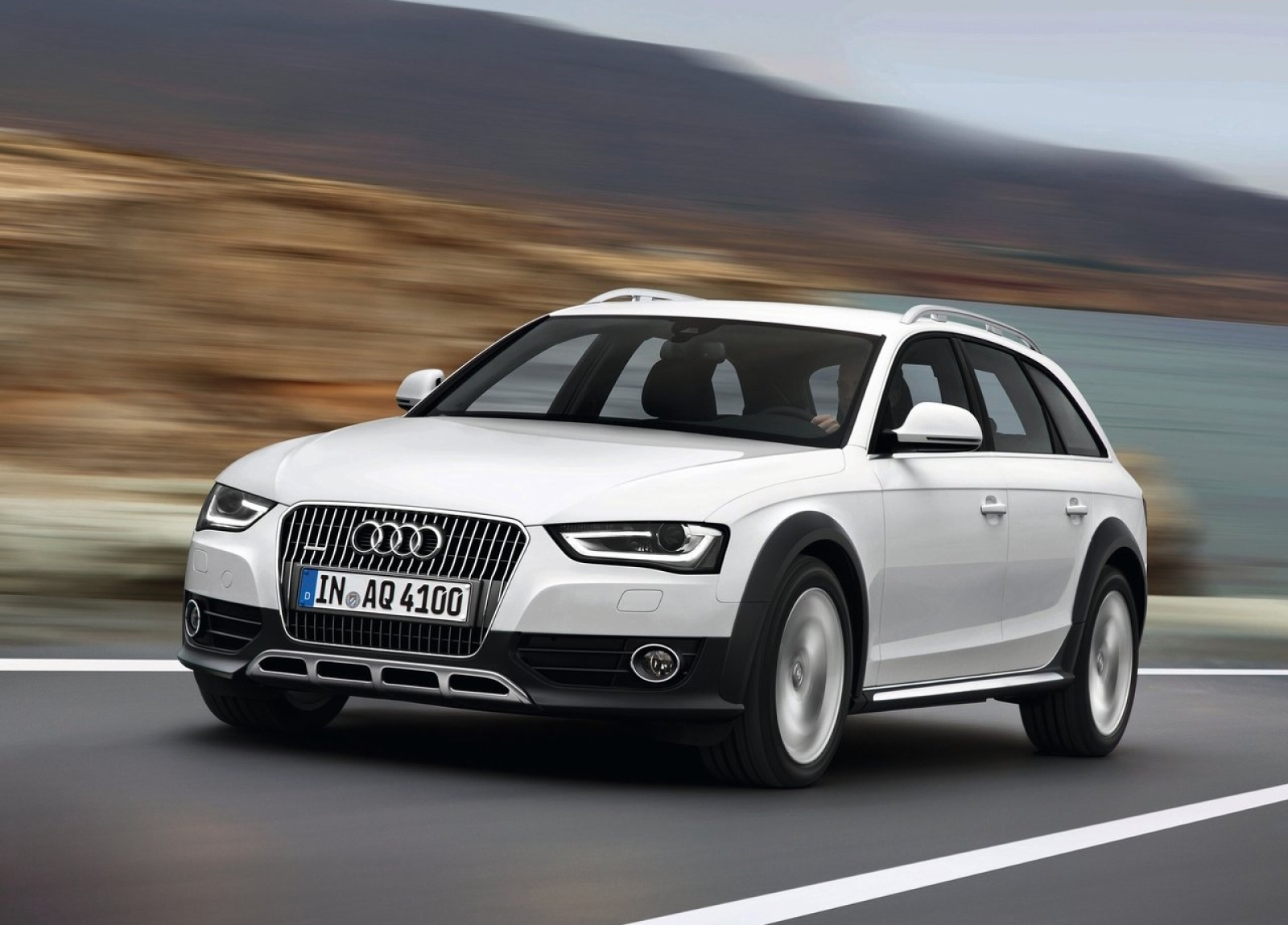 http://3.bp.blogspot.com/--CXrfcdeaUc/T6p1-i3F0gI/AAAAAAAAGls/QAQpghNDQn4/s1600/Audi-2013_A4_allroad_quattro_wallpaper-1600x1200_0003.jpg