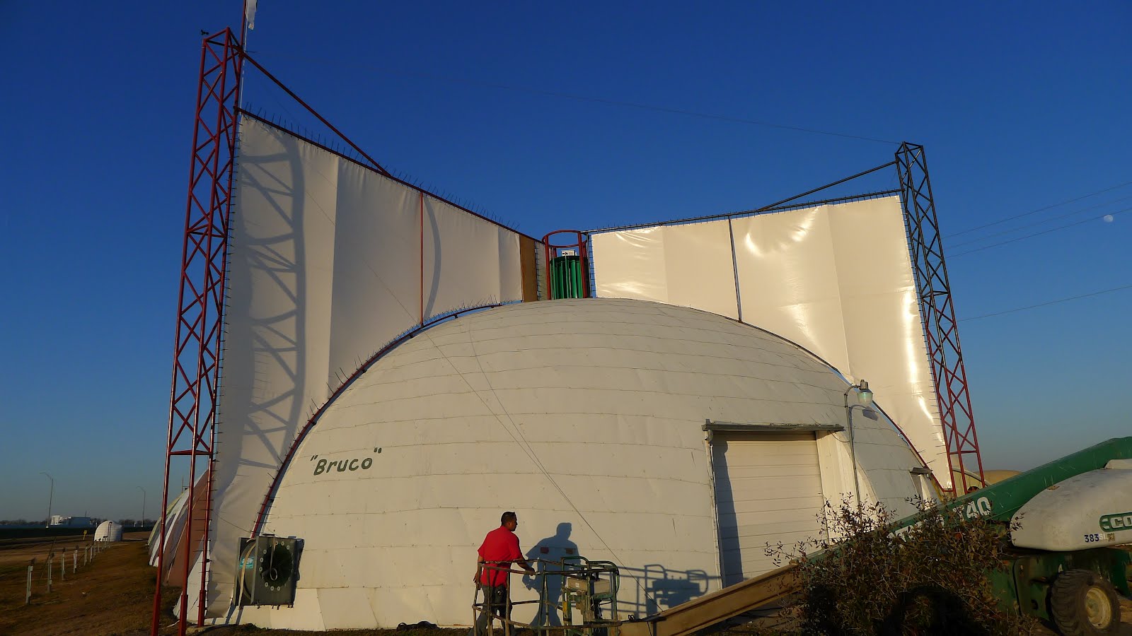 25 Photos of The Monolithic Dome Institute's Headquarters in Italy