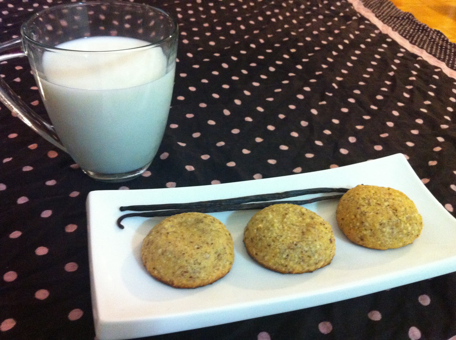 It's a savoury life Almond Honey Chickpea Flour Cookies