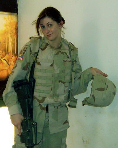 gadis militer