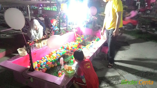 Pernak-Pernik Cahaya Malam di Taman Kota Baturaja Baturaja, Palembang, Sumatera Selatan, Taman Pelangi