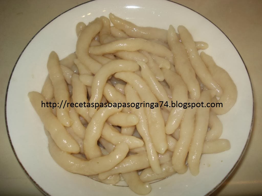 Mis Paso a Paso De Recetas Domplines con Salami Guisado