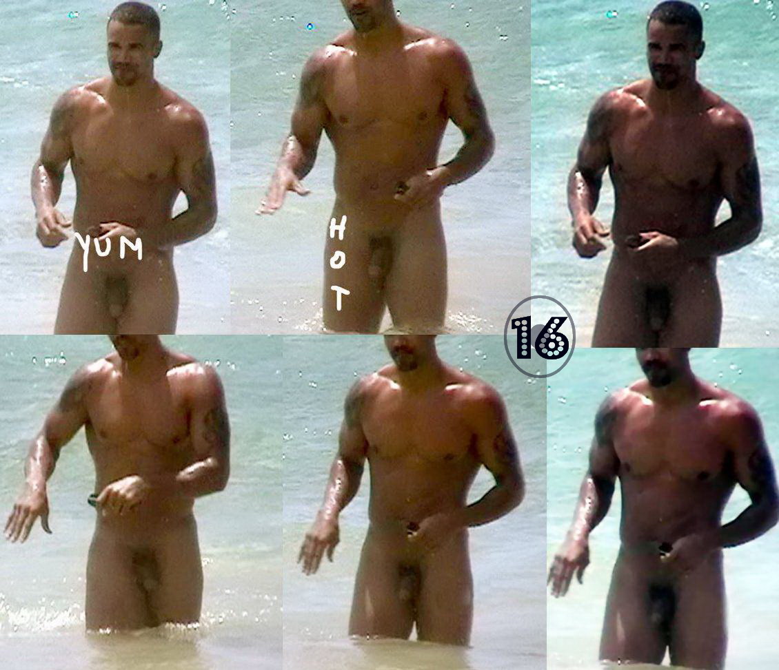 More Hot & Sexy Pics of Shemar including the naked one. 