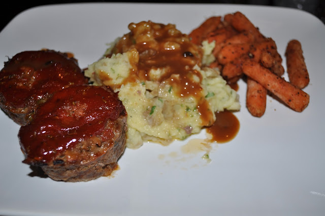 MUFFIN, MEATLOAF, MEAT, GROUND BEEF, DINNER, RECIPES, WEEKNIGHT, QUICK, EASY