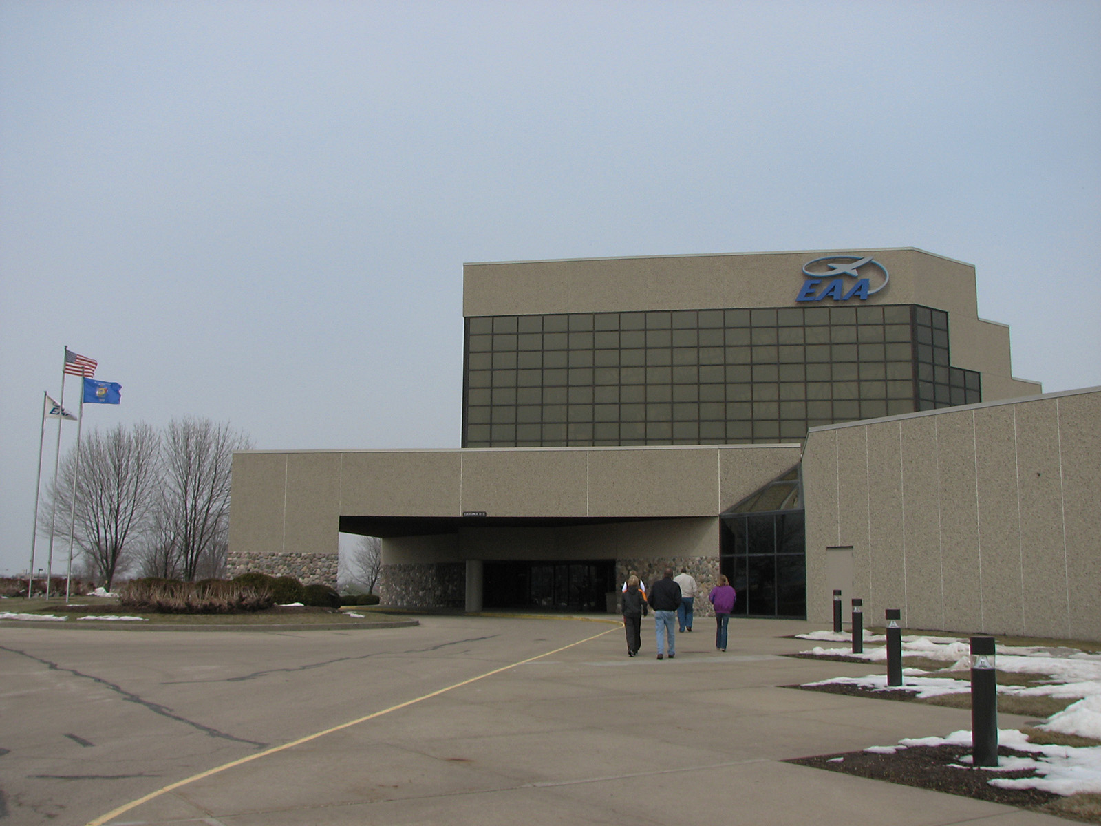A mile of runway will take you anywhere.: Visiting the EAA AirVenture Museum
