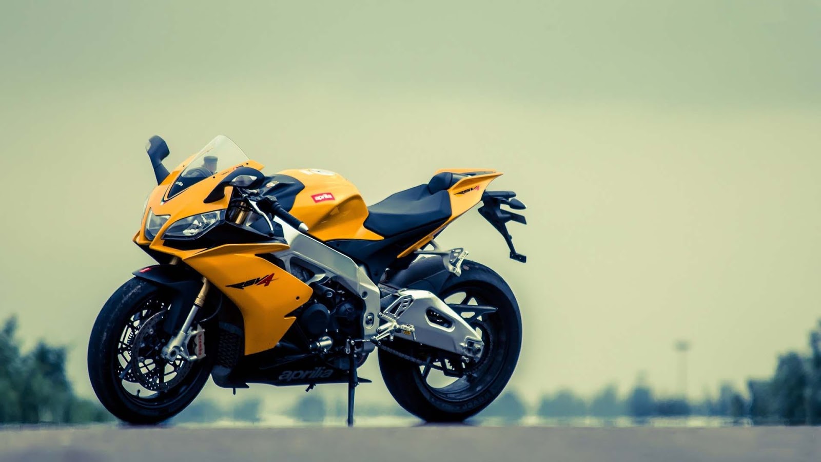 Featured image of post Bike Wallpaper New Version / Free wallpapers of the most beautiful motorcycles on this planet.