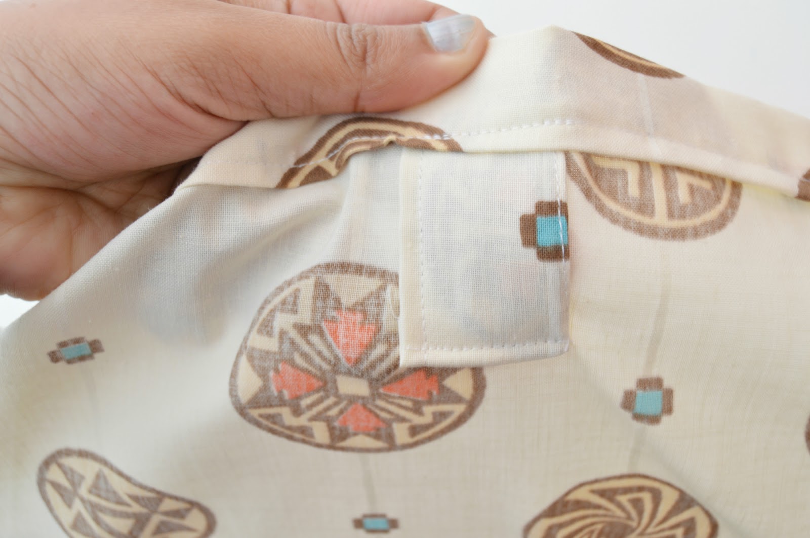 Vikalpah How to convert Duvet Cover into Back tab curtains