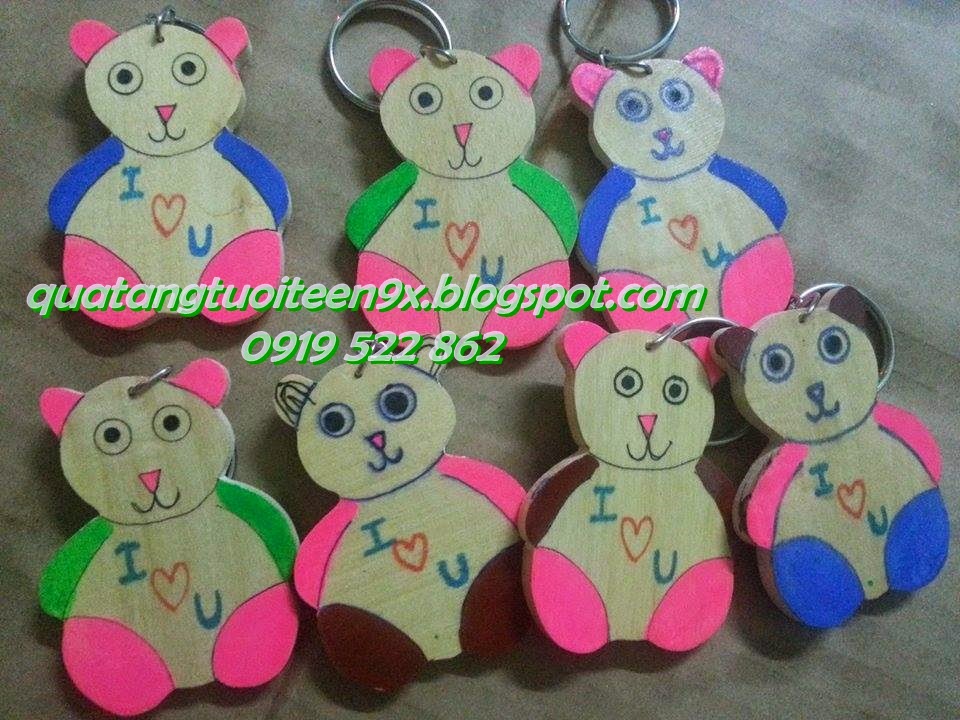 Móc khóa bằng gỗ khắc tên moc khoa bang go khac ten