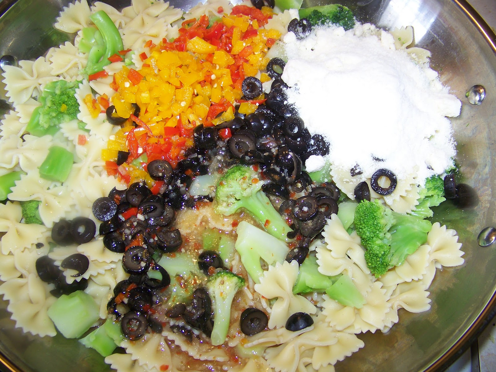 Kitchen Simmer Zesty Bow Tie Pasta Salad