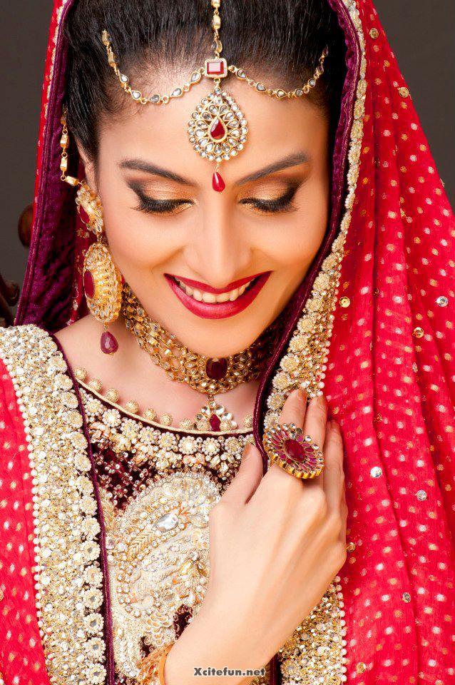 Laila Wasti Stunning Bridal Jewelry Photoshoot