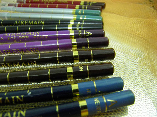 12 One side Eyeliner Pencils with Brush Eyeliner by Romwe