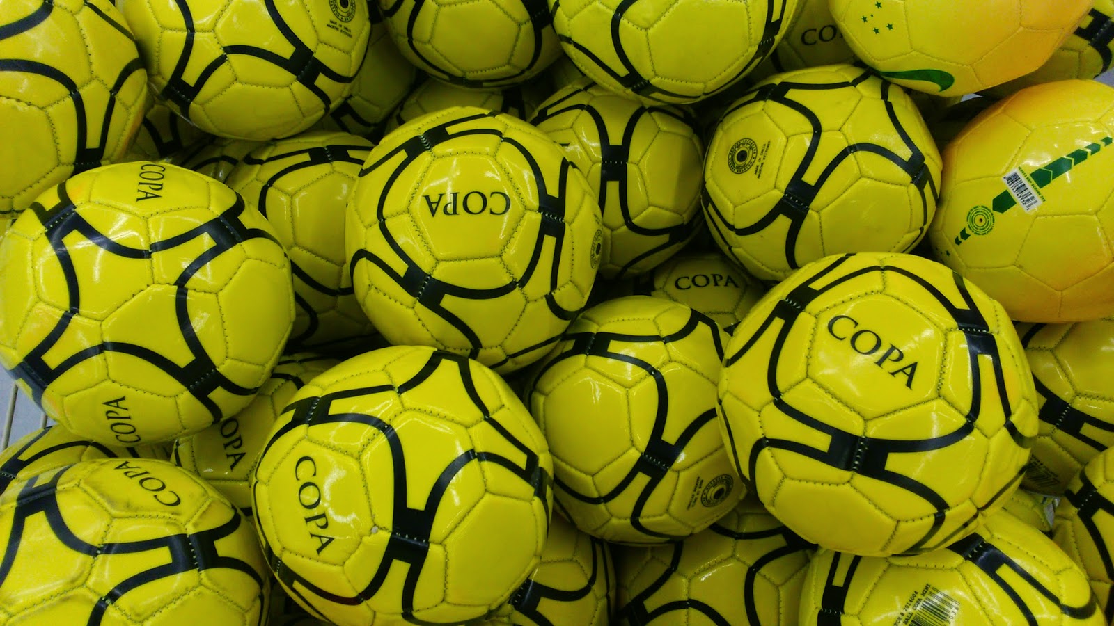 Tradesia Sports Development Equipment and Kits Soccer Balls, Adidas