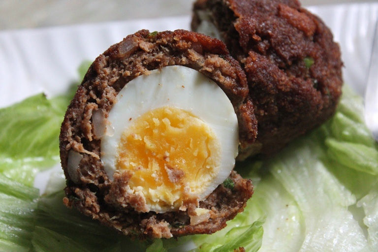 Indian Scotch Eggs Recipe / Crispy Scotch Eggs Recipe Yummy Tummy