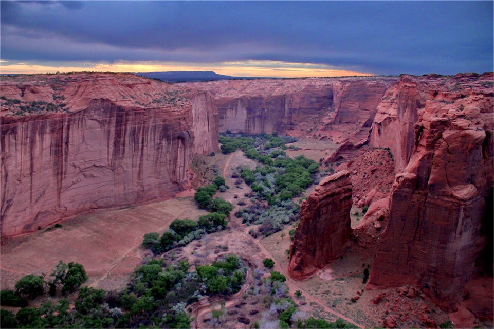 canyon de chelly - indian summer vacation video series