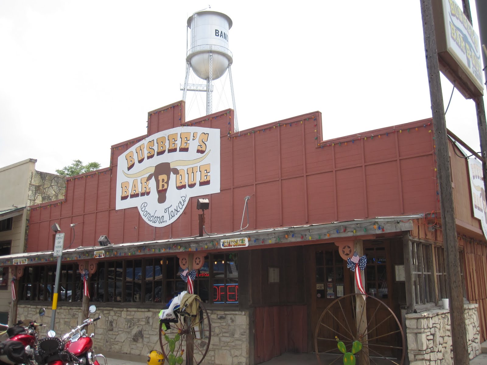 Man Up Tales of Texas BBQ™ Ribs and chicken at Busbee's BarBQue
