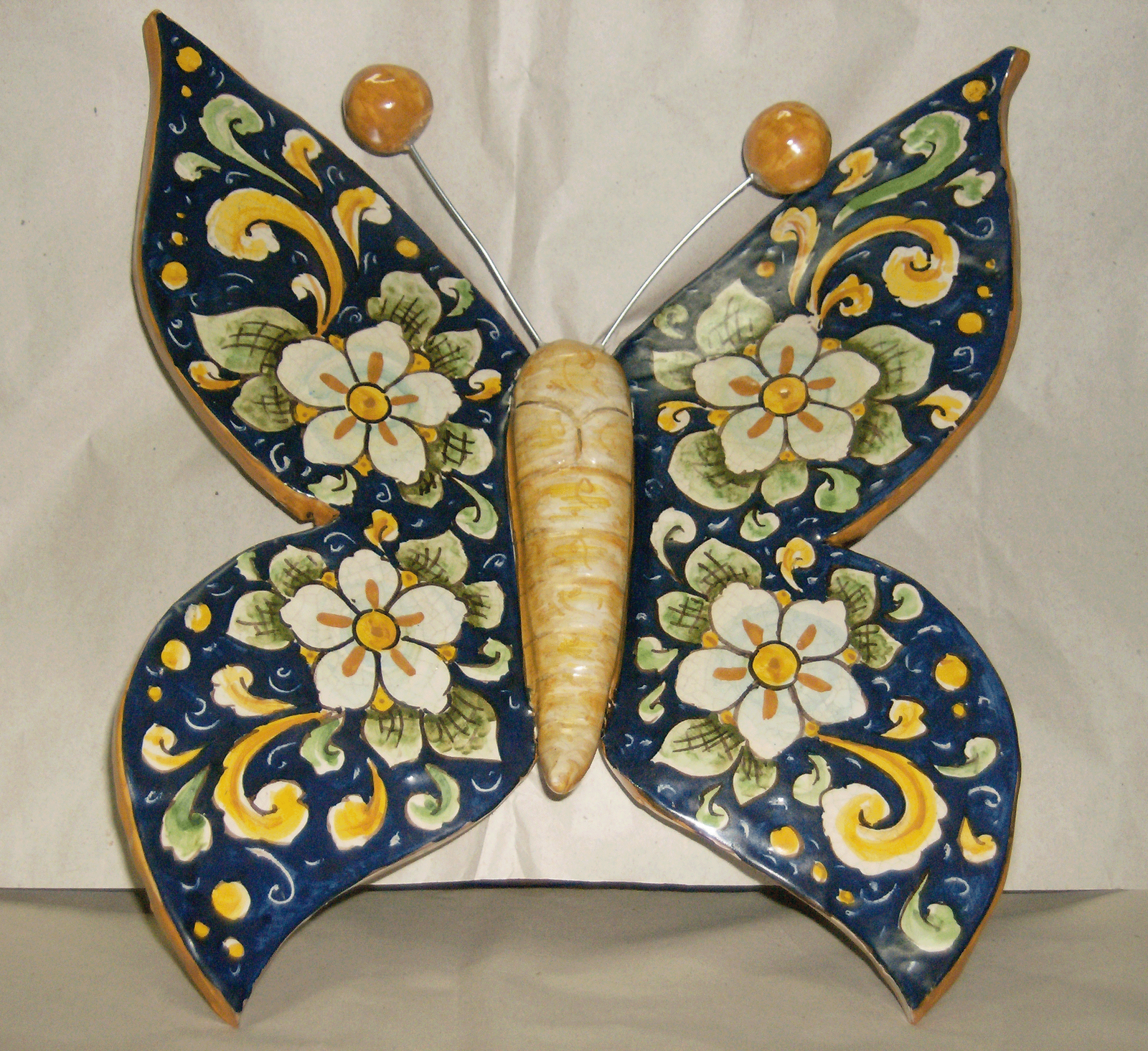 Ceramiche Gurreri Sciacca Farfalla Gigante