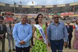 Alcalde de Mérida coronó a la Reina Taurina