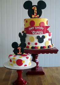 Darlin' Designs: Mickey Mouse First Birthday Cake and Smash Cake