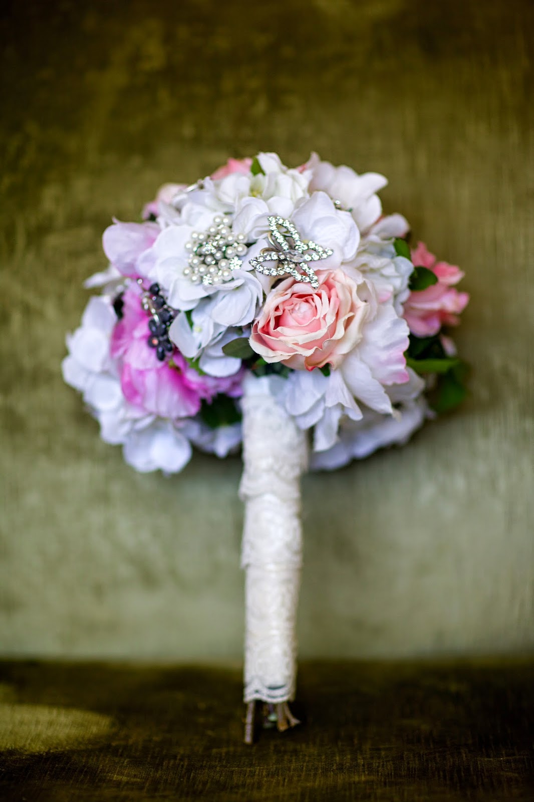 diy pink bridal bouquet