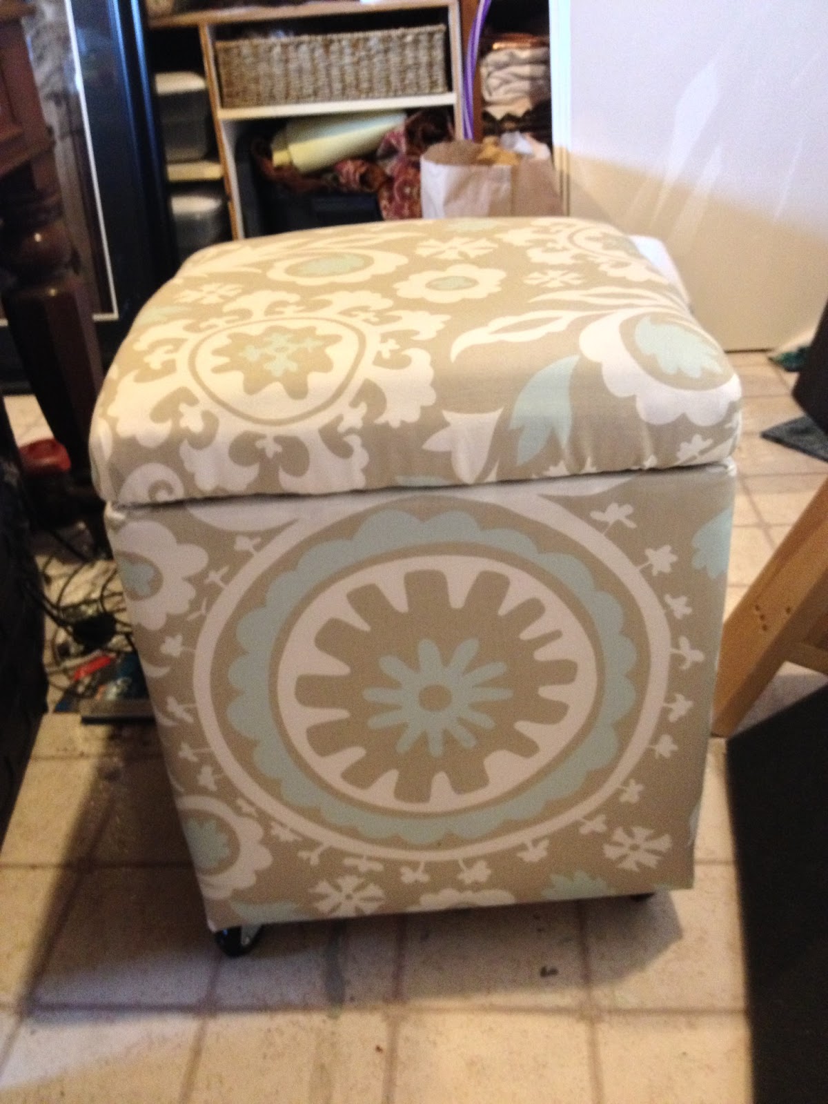 MacGIRLver More Styrofoam Coolers Made Into Ottomans