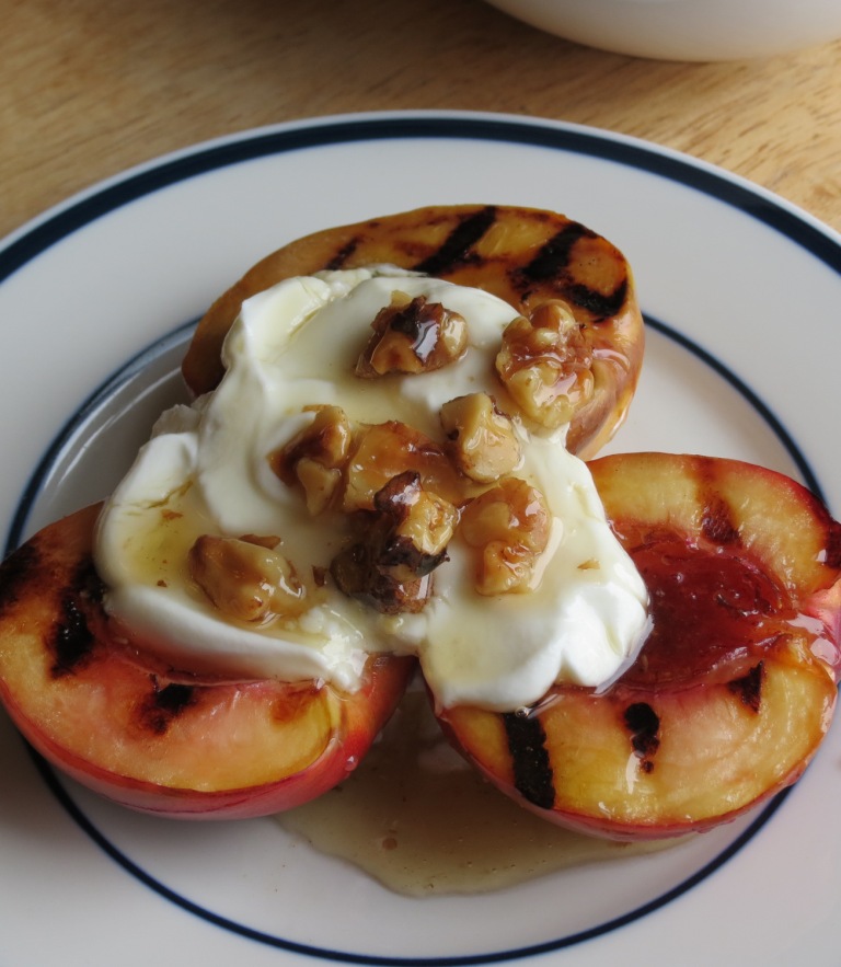 Nummy Kitchen Grilled Nectarines with Greek Yogurt, Honey, and Walnuts