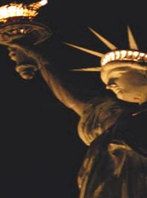 "COME ONE & ALL" TO SEE *AMERICA'S LADY LIBERTY*...THE GREEN EYED LADY OF TODAY'S MODERN TIMES