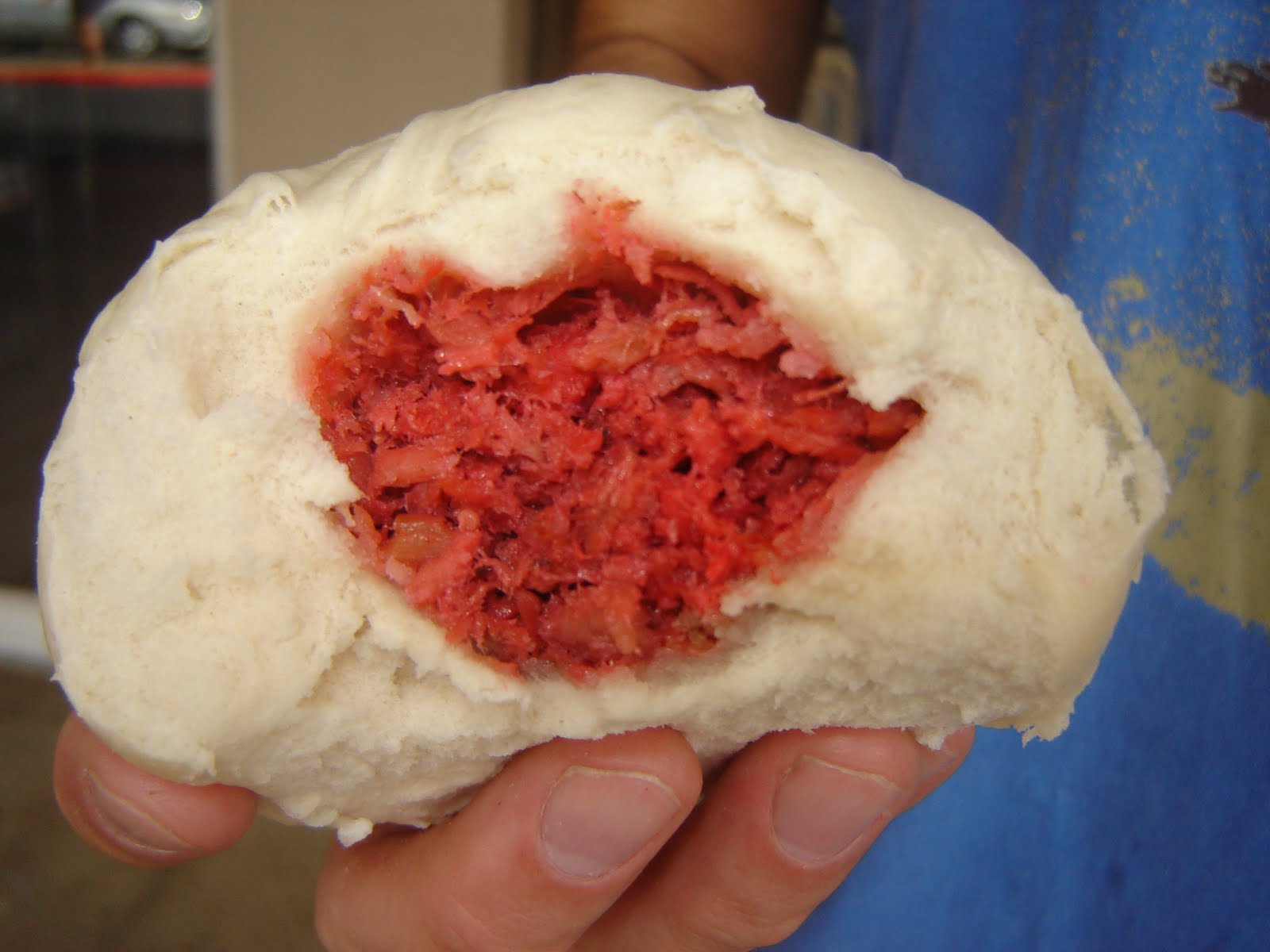 KAUKAU TIME!"Kaukau" is a Hawaiian pidgin slang word meaning "food