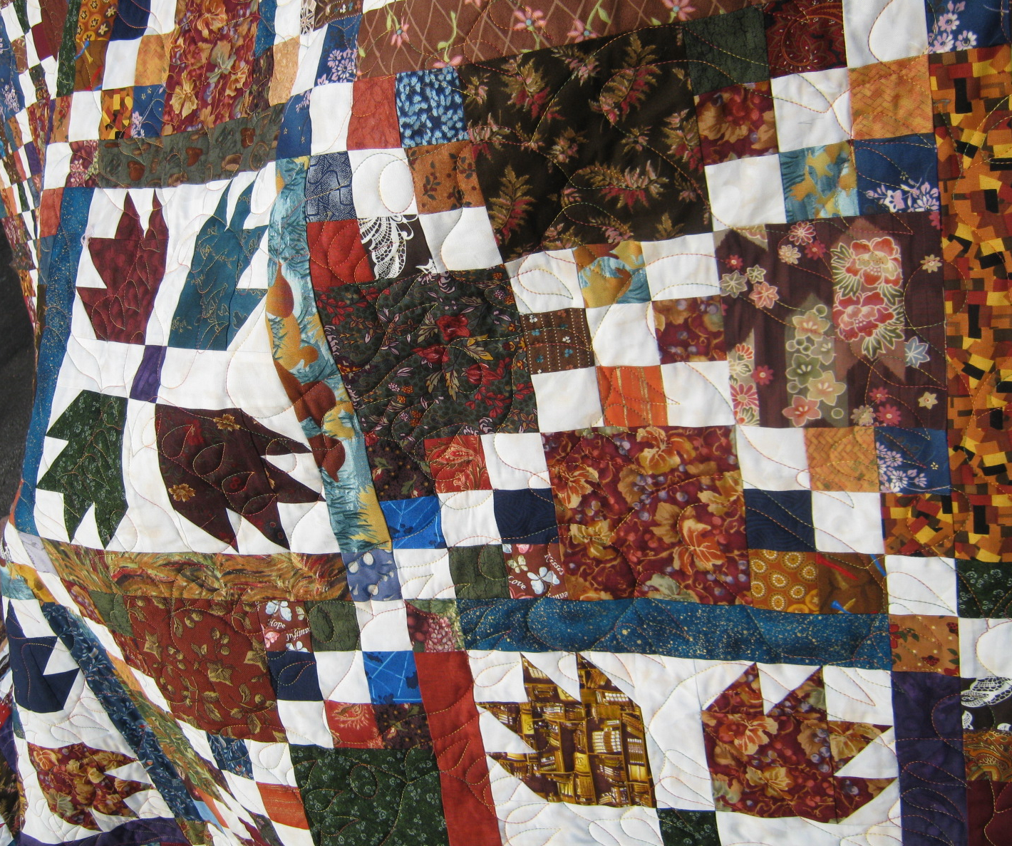 Eagles' Wings Quilts Bear Tracks is finished