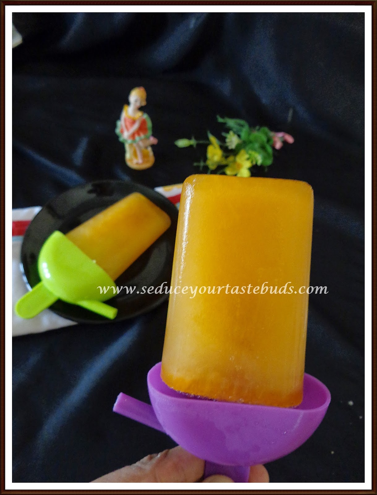Apple Juice Popsicles Seduce Your Tastebuds...