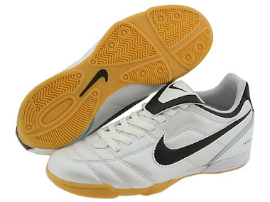 Nike Tempo RM120.00(size 35)