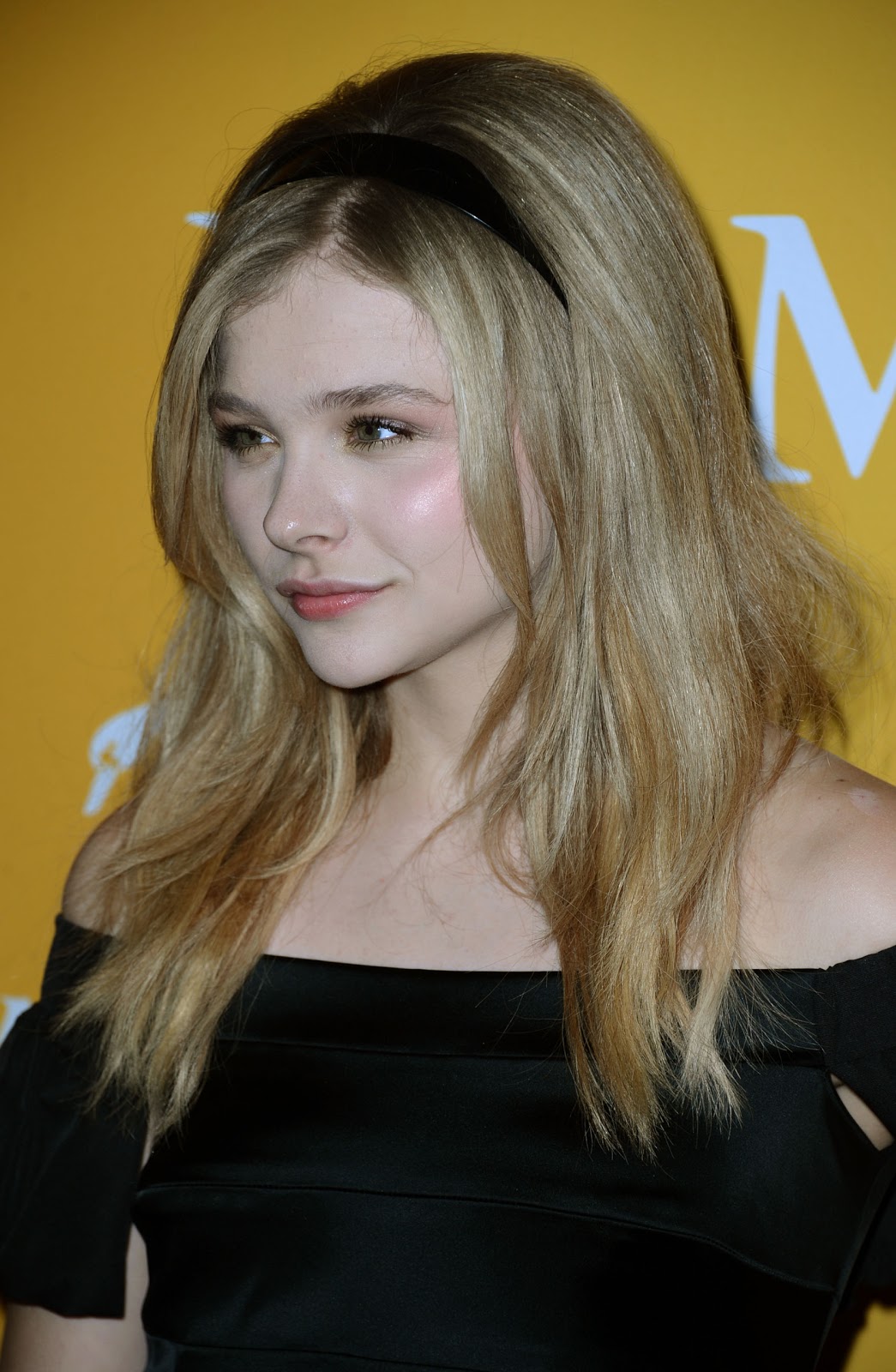 Chloe Grace Moretz pic... Abbie Cornish